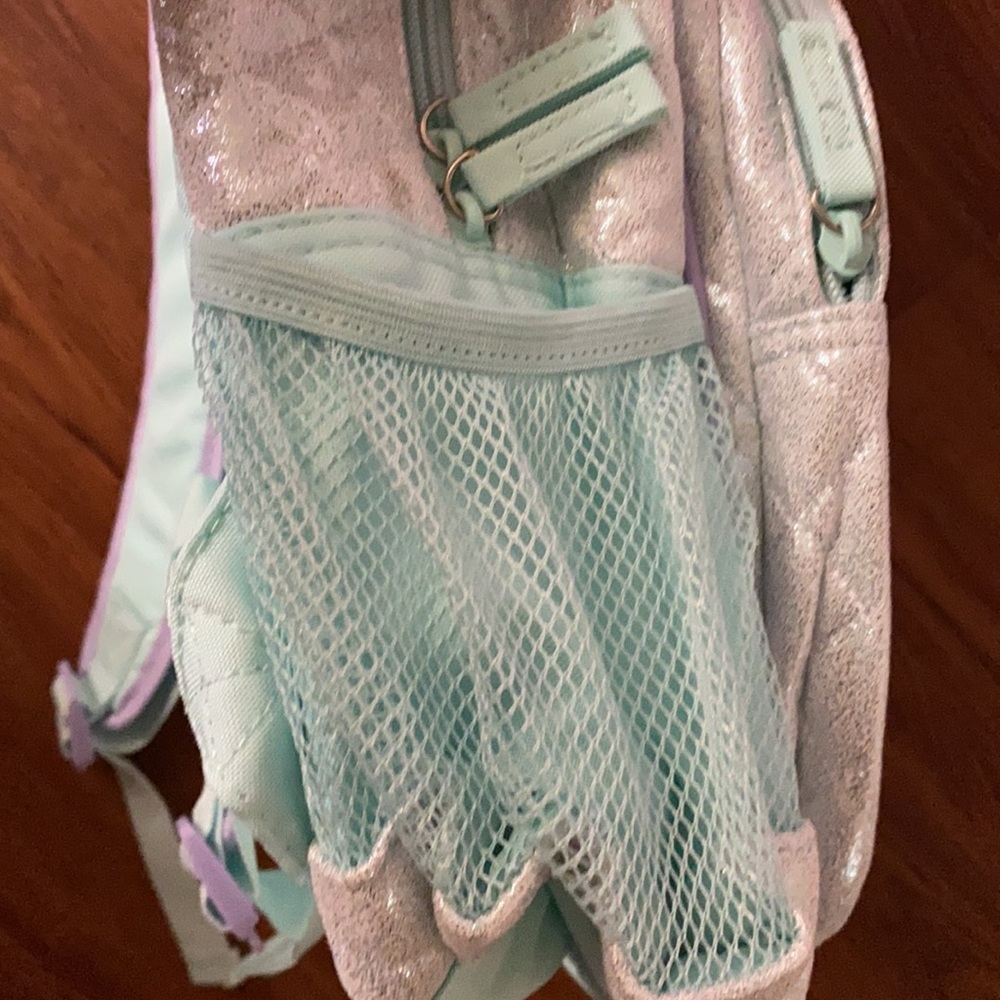 Frozen backpack - Picture 7 of 9